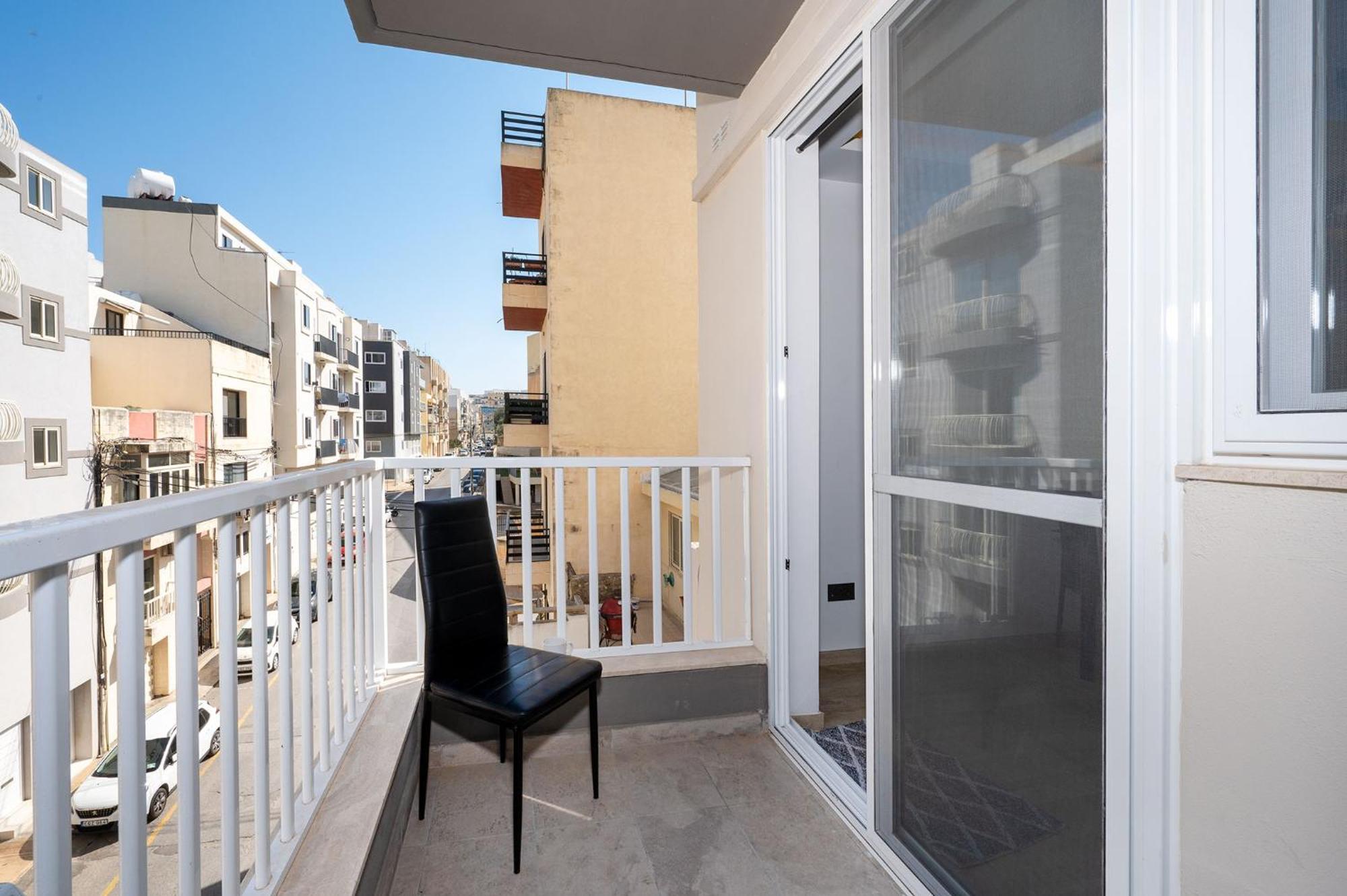 Modern 2 Bedroomed Apartment In Gzira Exterior photo